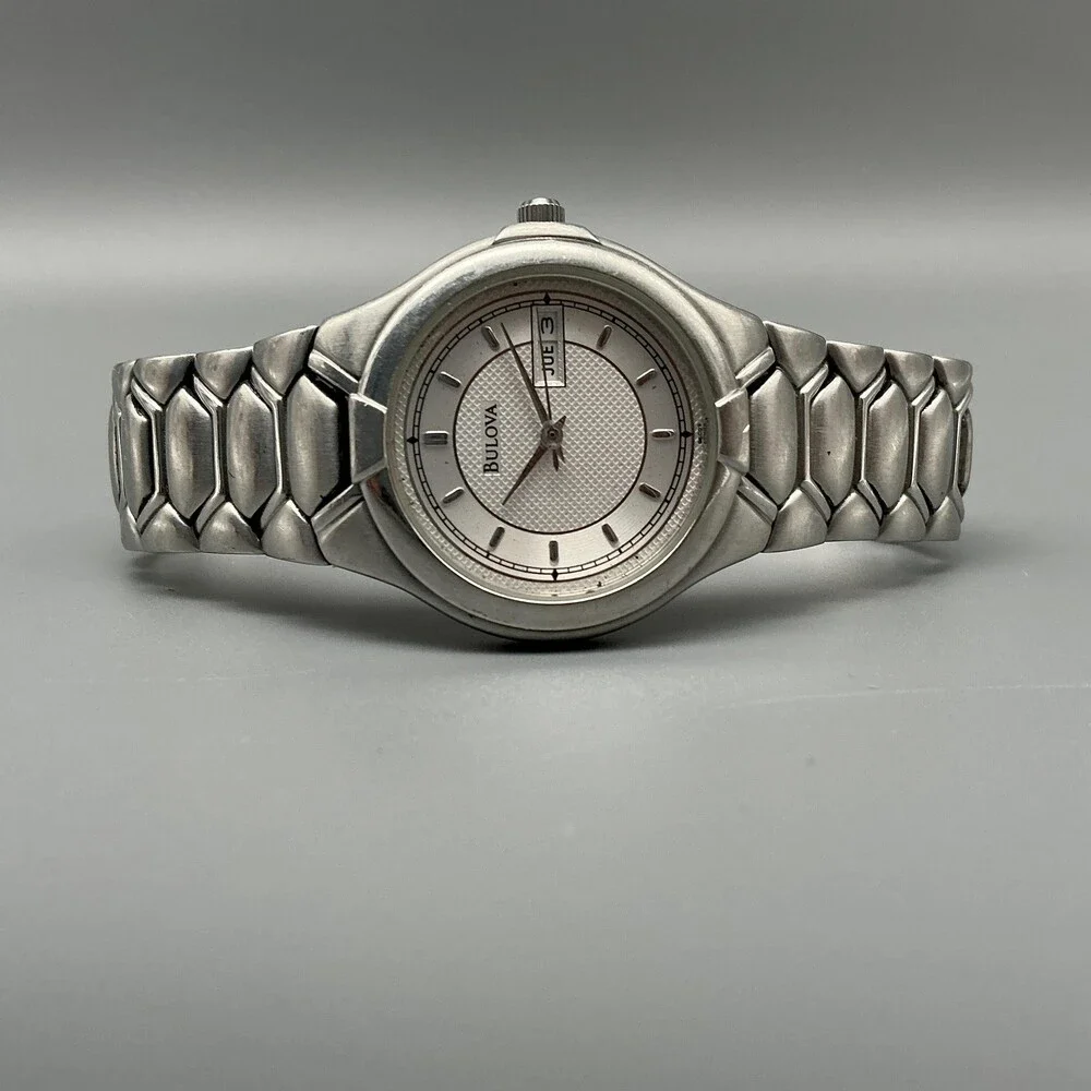 Bulova see photos